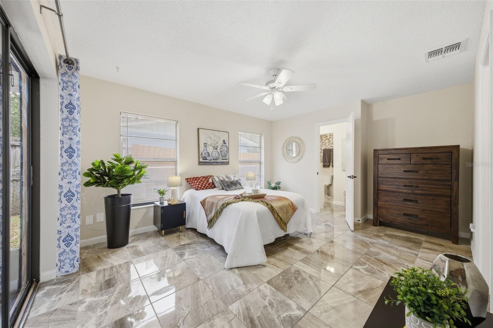 Listing photo id 22 for 314 137th Avenue