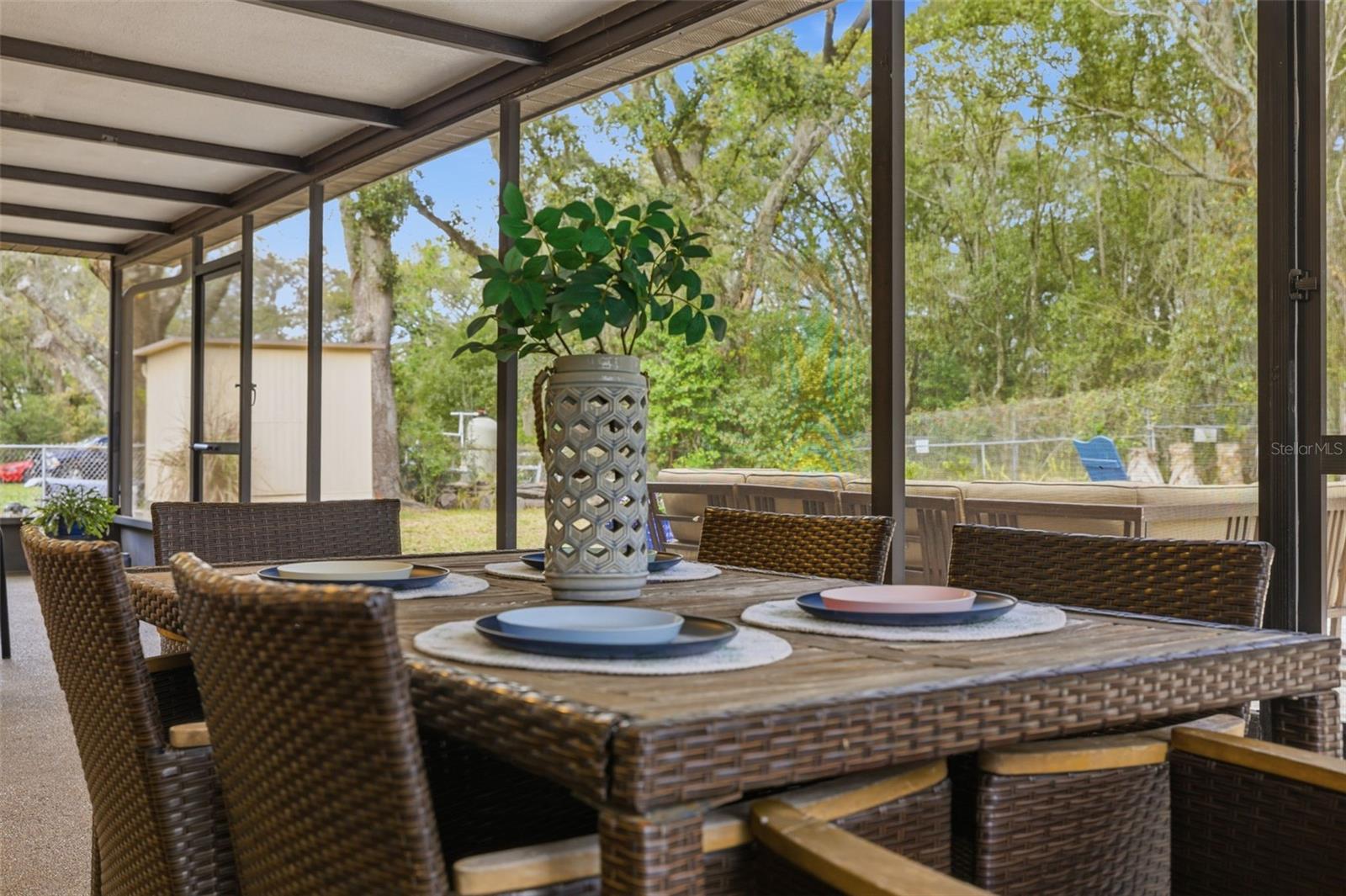 Listing photo id 39 for 314 137th Avenue