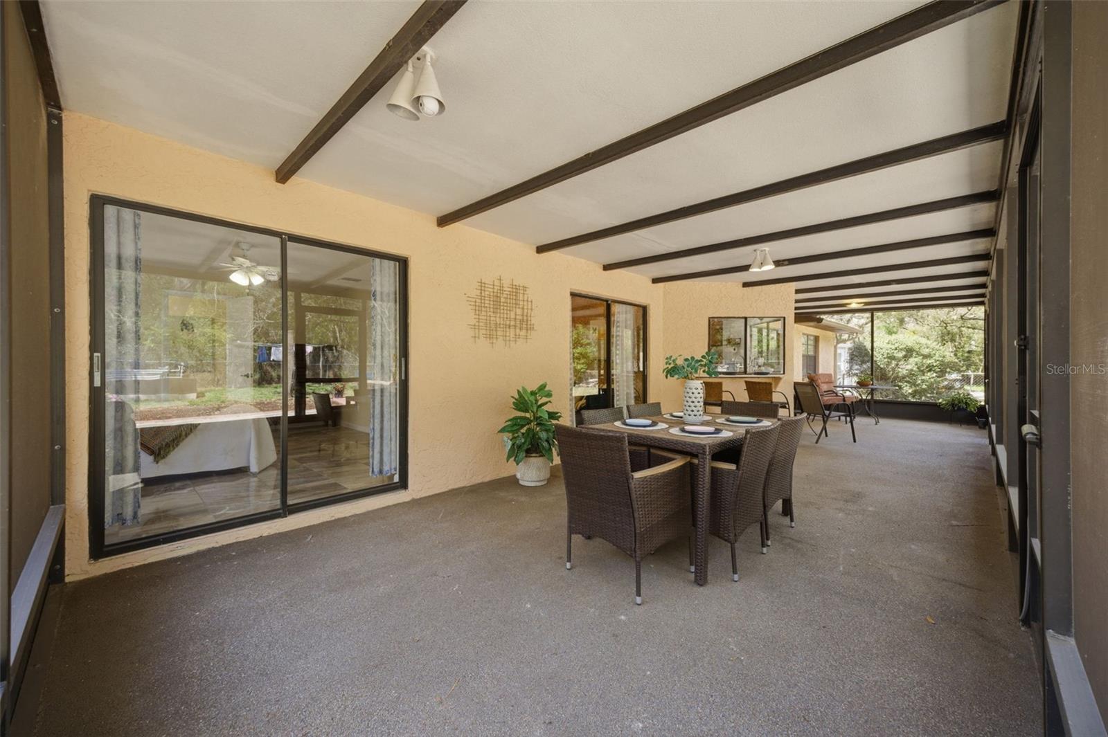 Listing photo id 43 for 314 137th Avenue