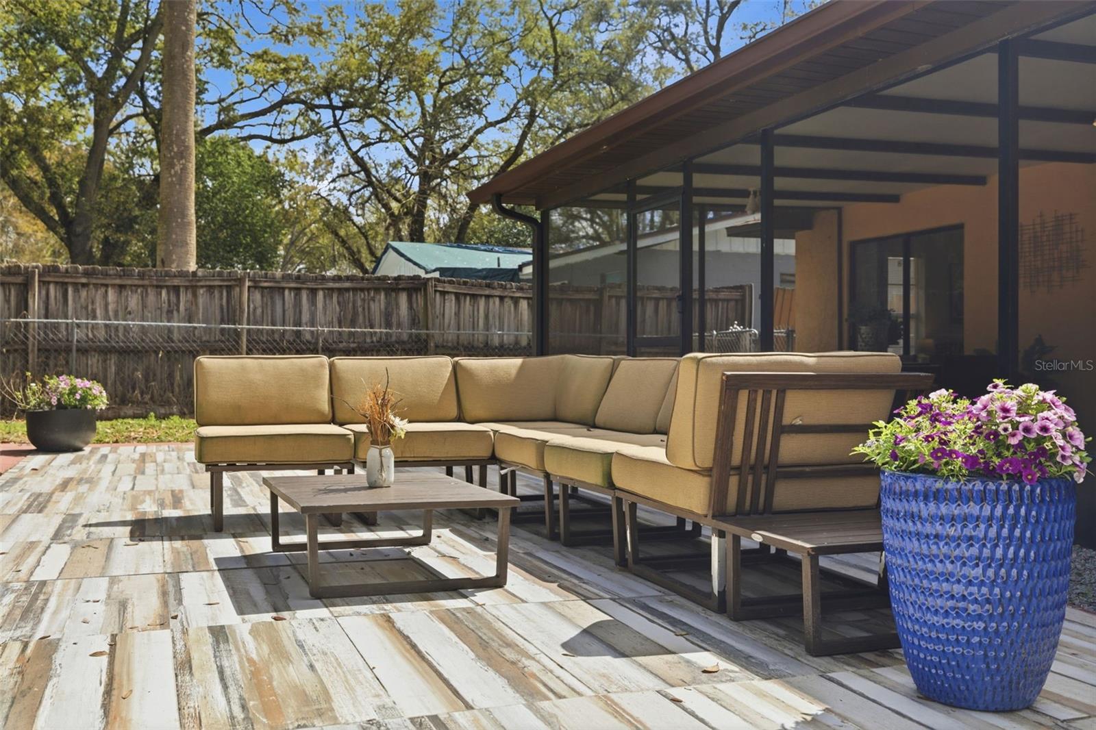 Listing photo id 45 for 314 137th Avenue