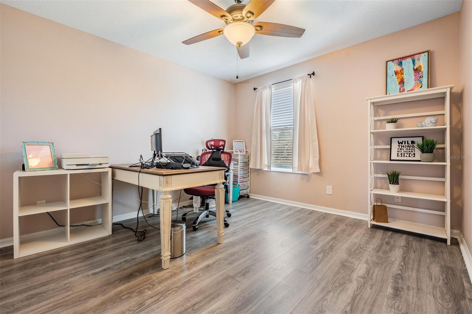 Listing photo id 23 for 9212 Oak Pride Court