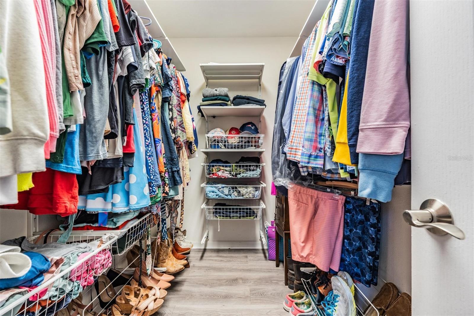 Listing photo id 28 for 9212 Oak Pride Court