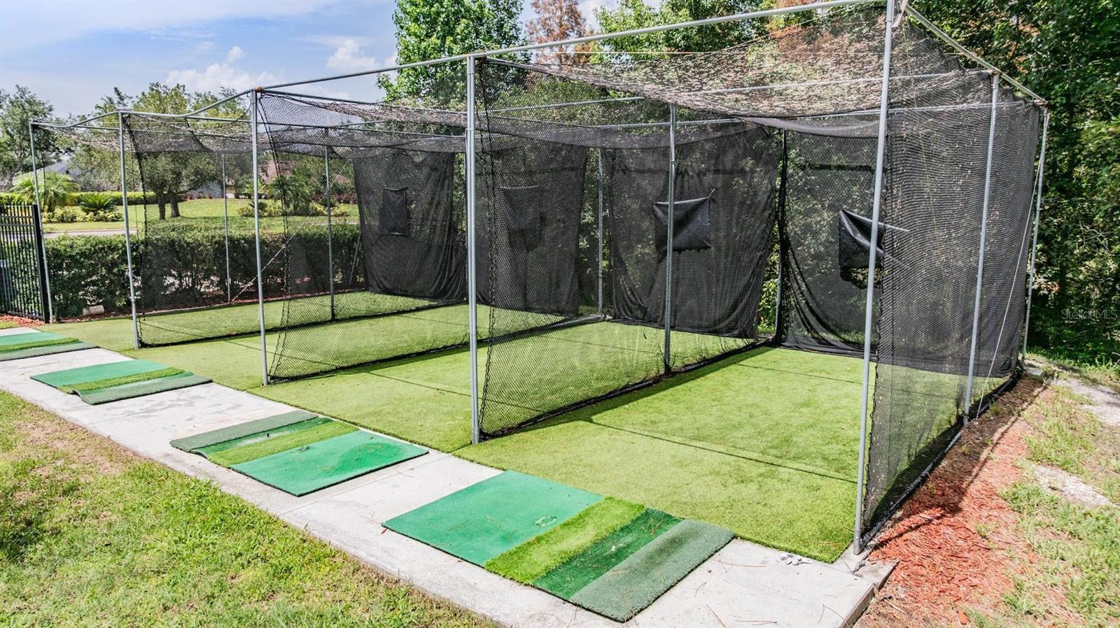 Listing photo id 42 for 9212 Oak Pride Court