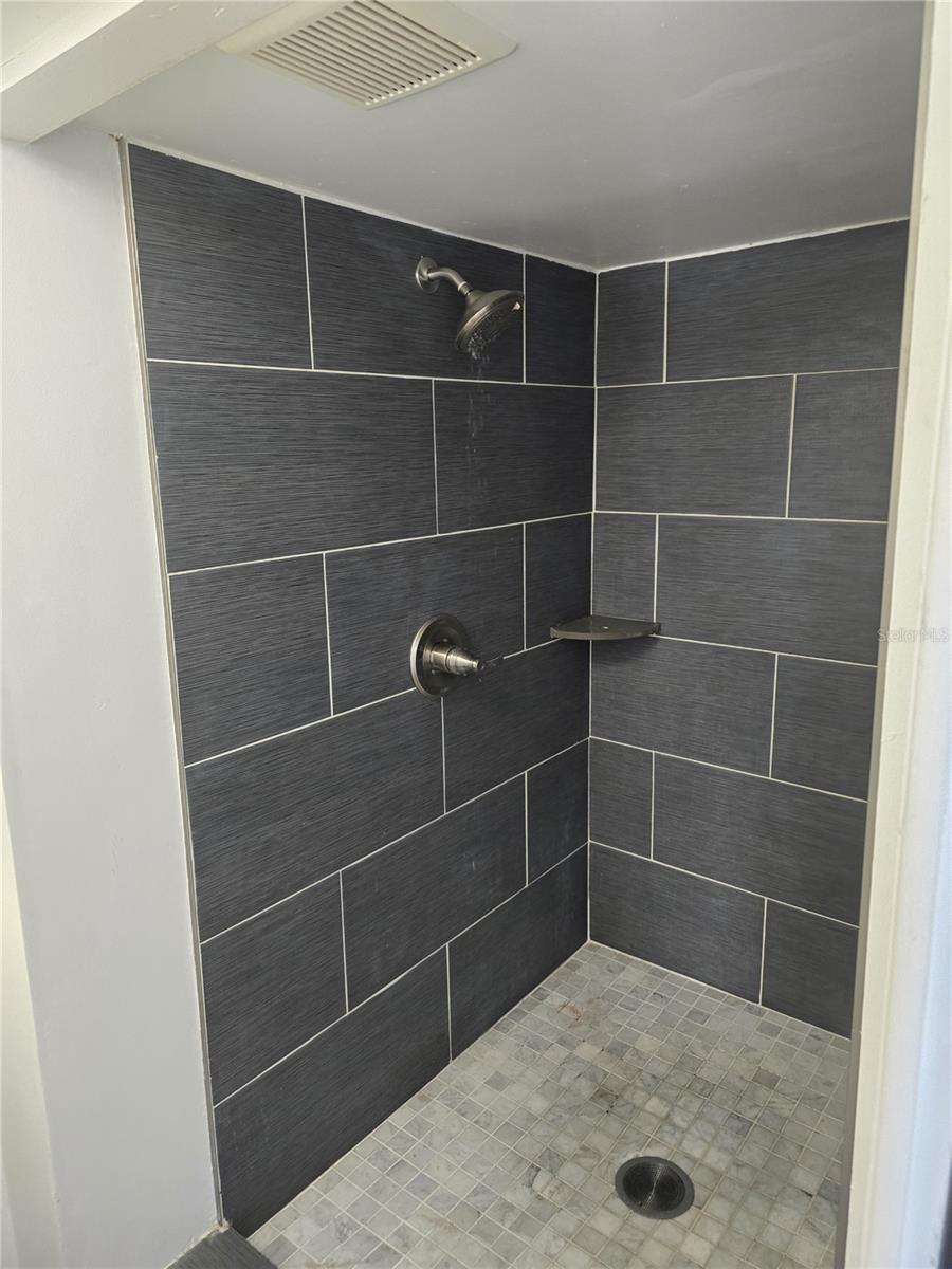 Image 14 of 16 For 9306 Forest Hills Drive