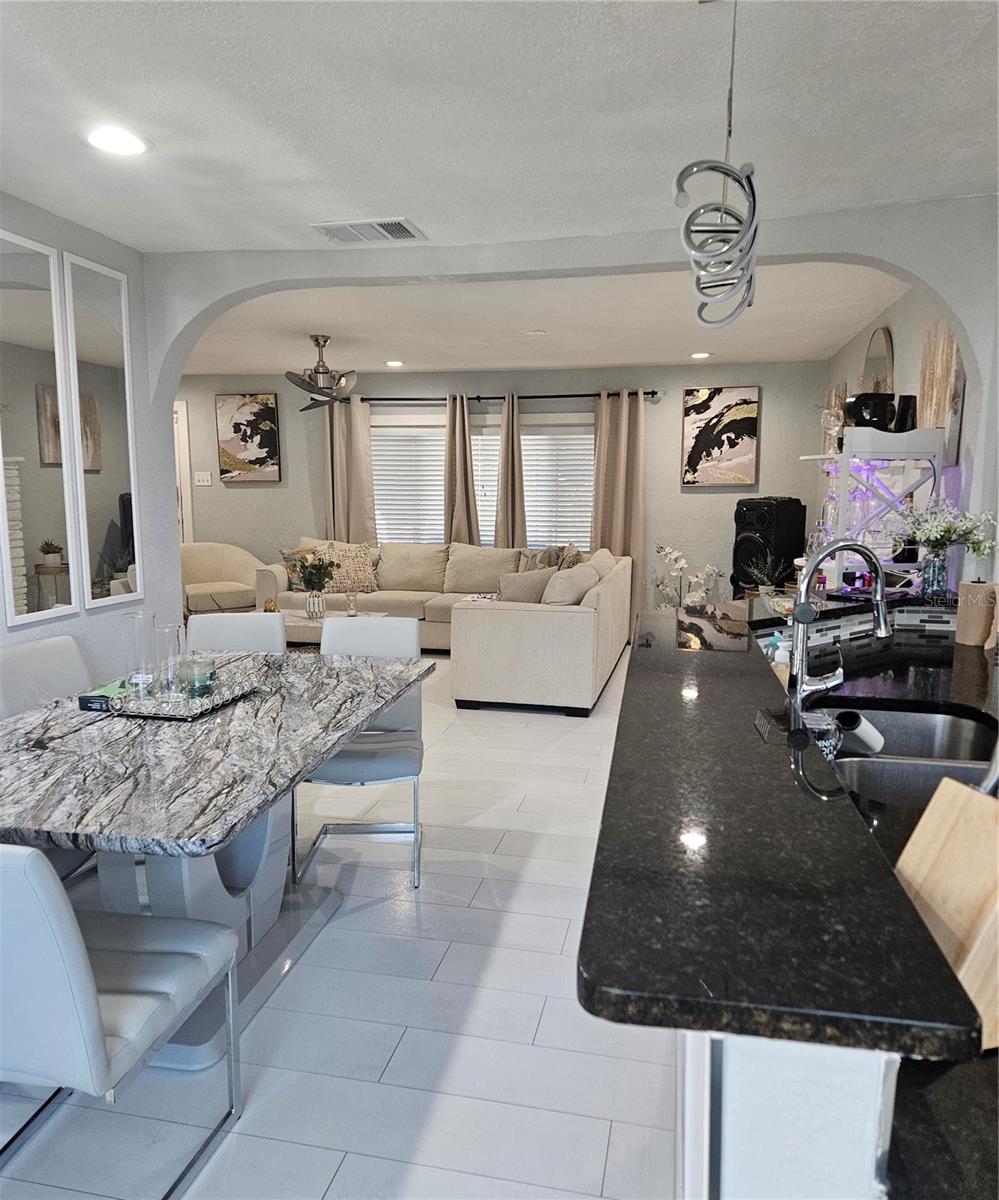 Image 4 of 16 For 9306 Forest Hills Drive