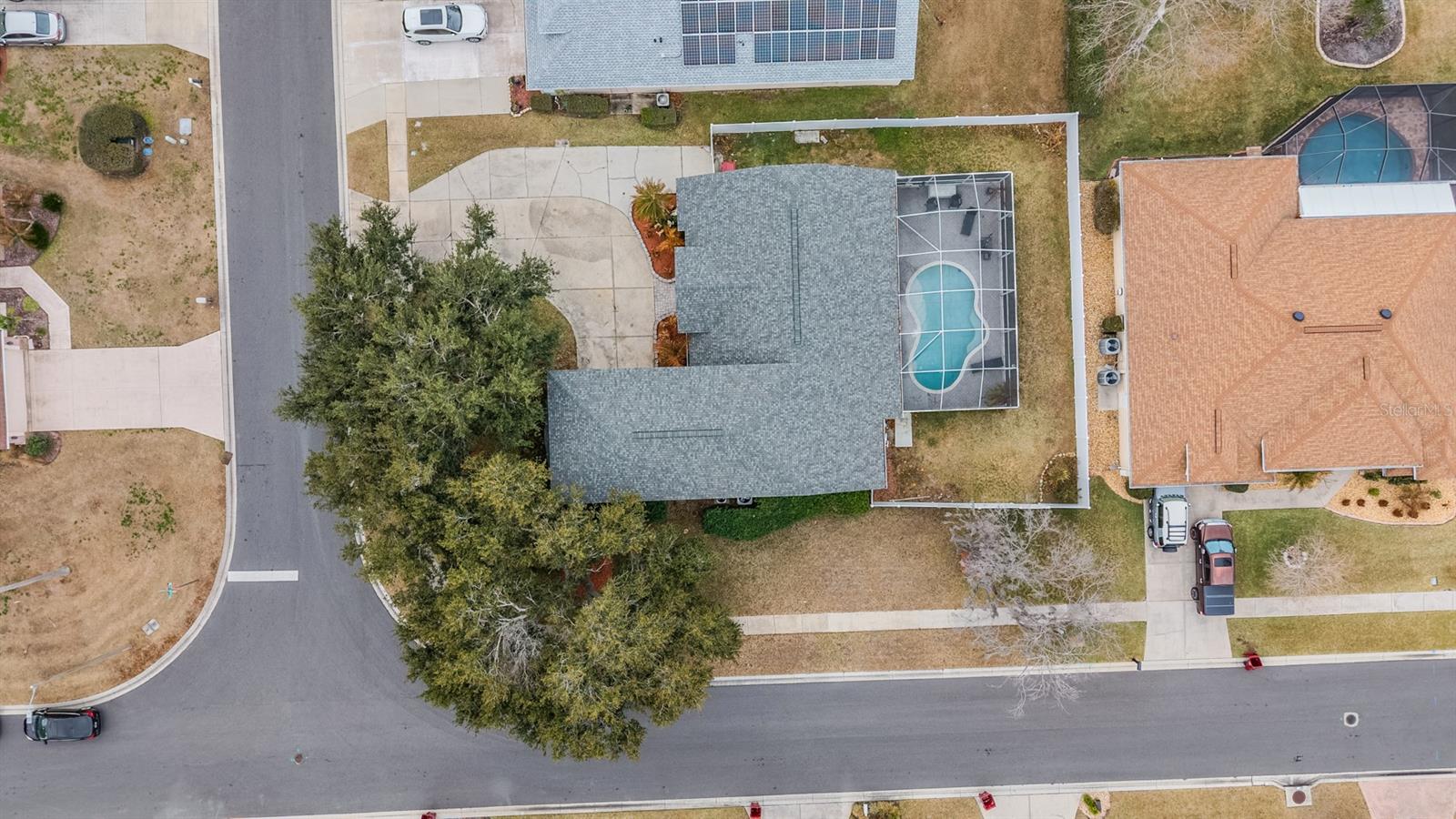 Listing photo id 29 for 3234 Alcott Avenue