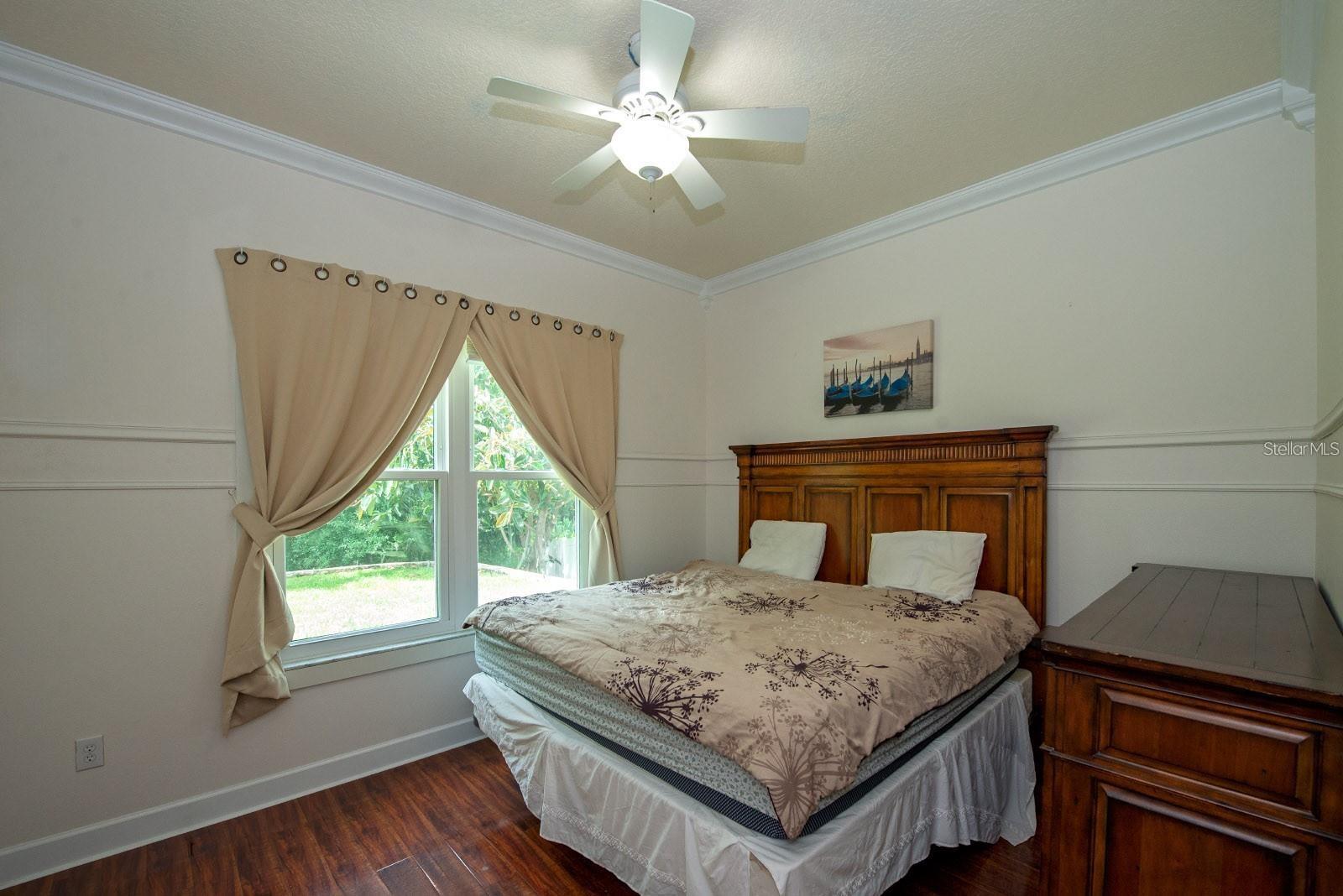 Image 29 of 43 For 5050 Silver Charm Terrace