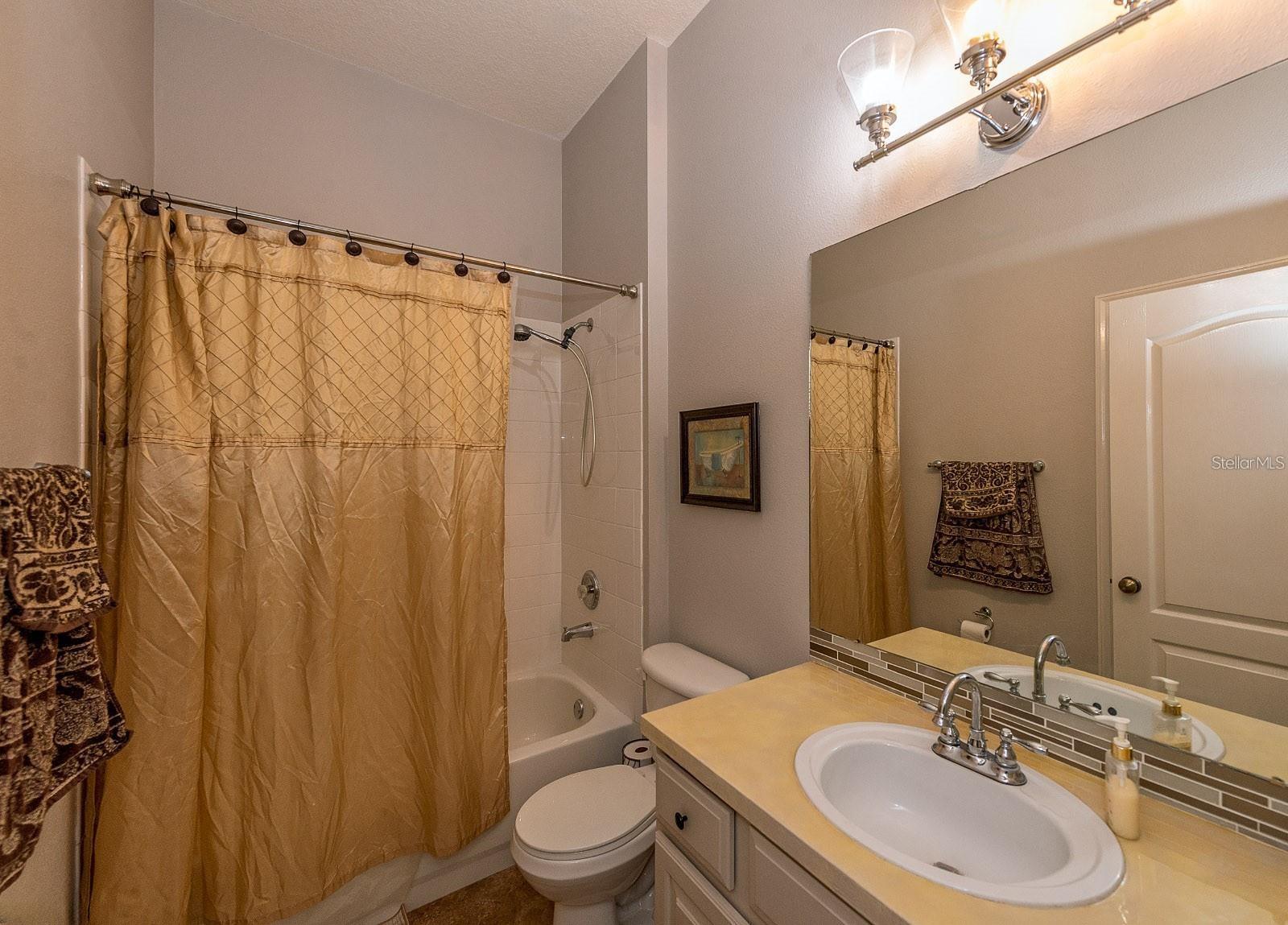 Image 31 of 43 For 5050 Silver Charm Terrace