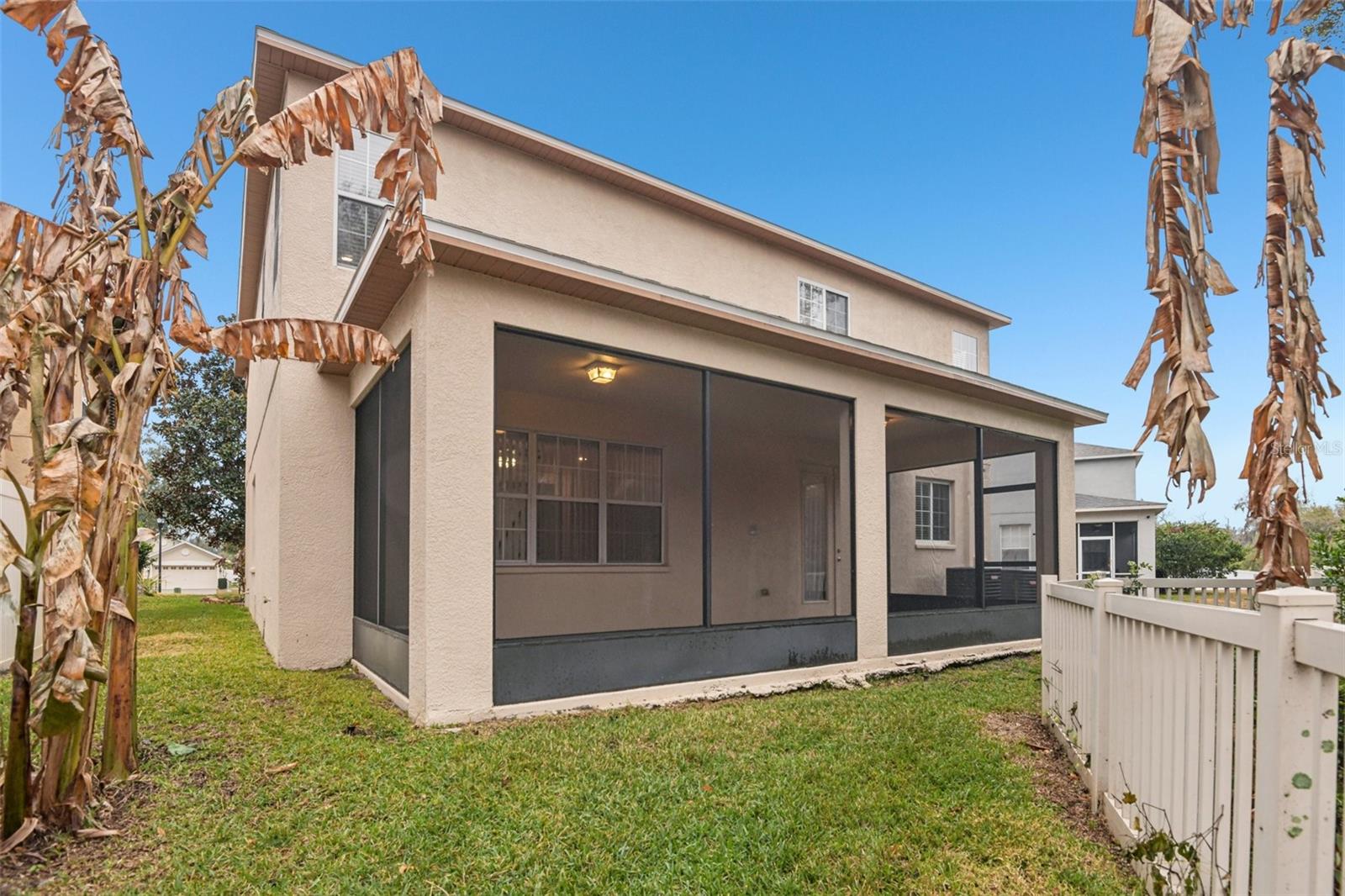 Image 35 of 39 For 11006 Running Pine Drive