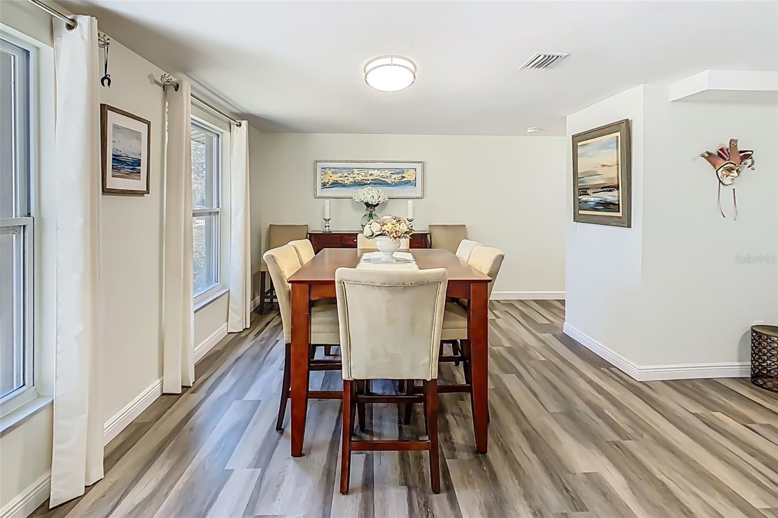 Listing photo id 19 for 1700 Miller Road