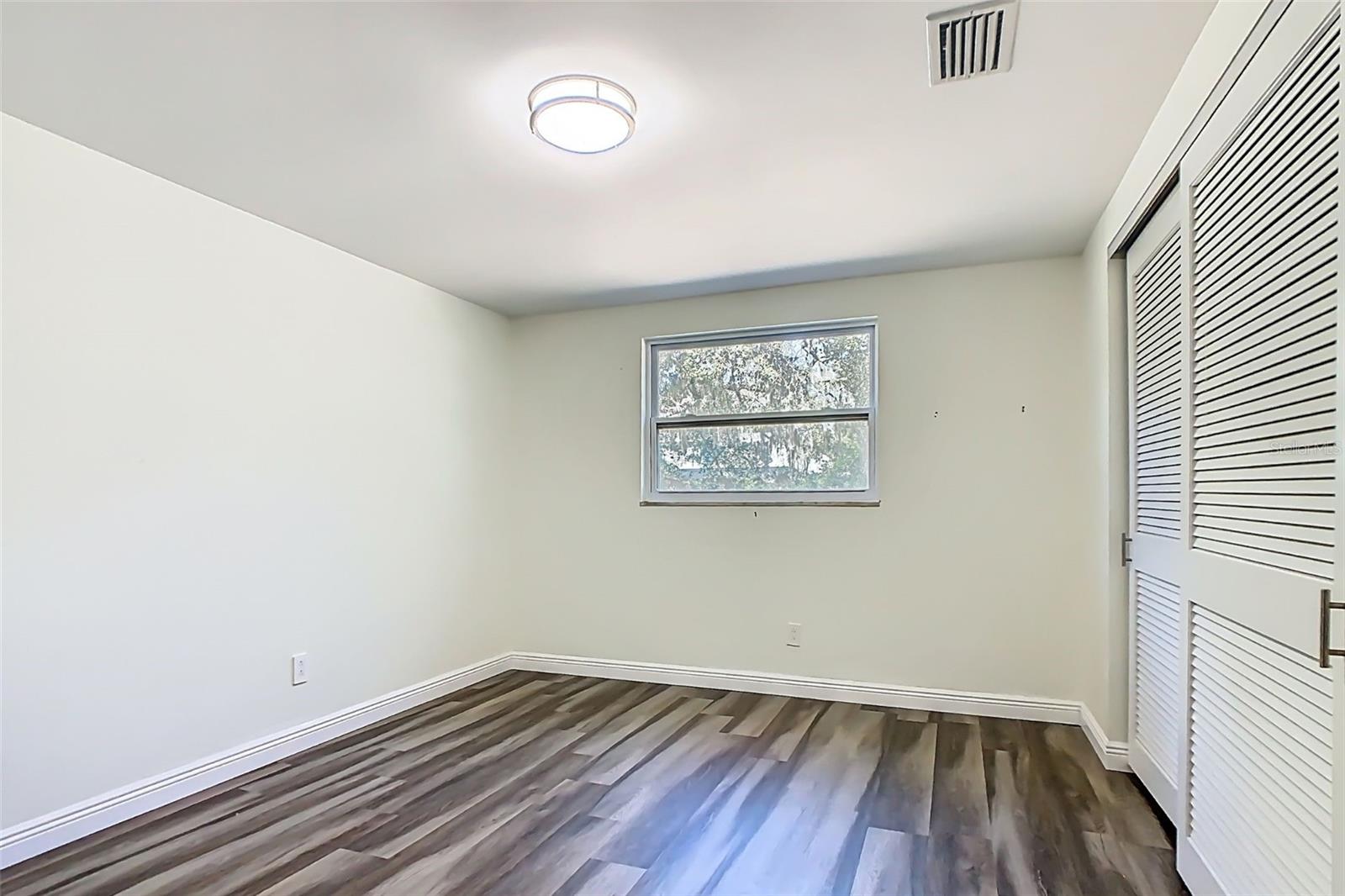 Listing photo id 35 for 1700 Miller Road