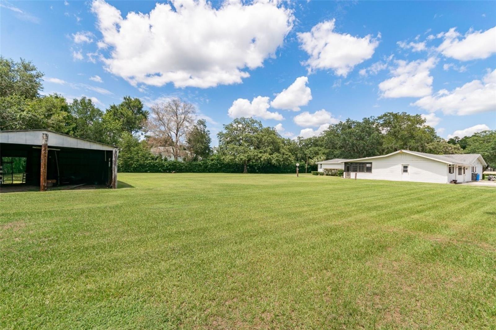 Listing photo id 52 for 1700 Miller Road