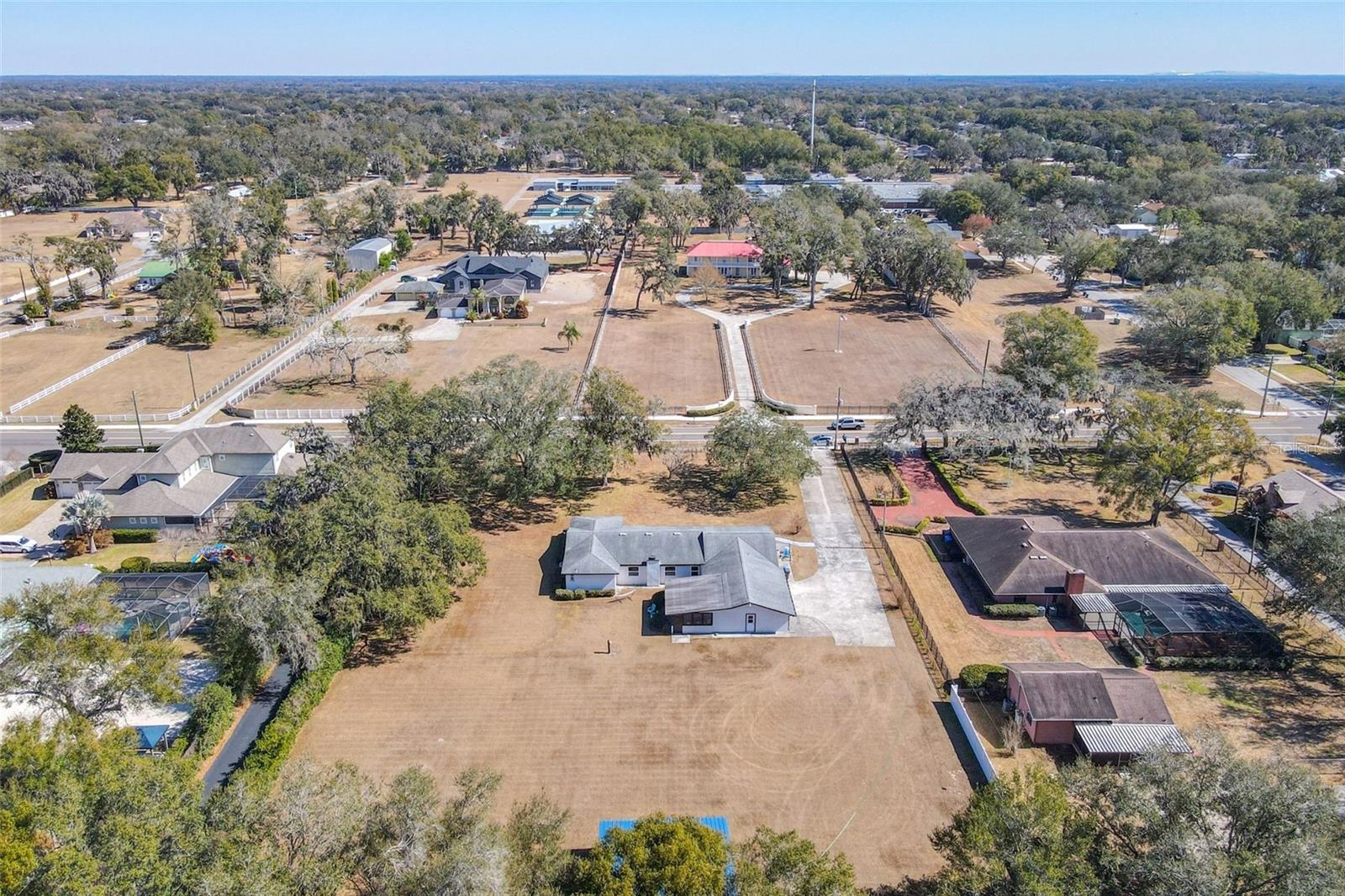 Listing photo id 5 for 1700 Miller Road