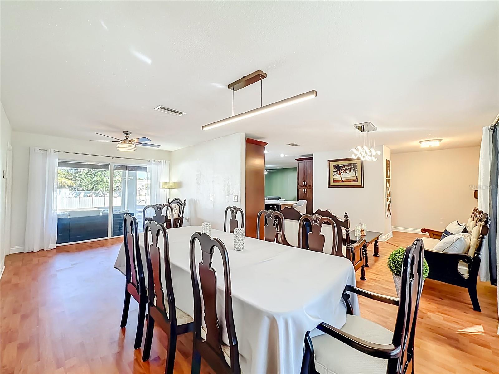 Image 13 of 47 For 2913 Dolphin Drive