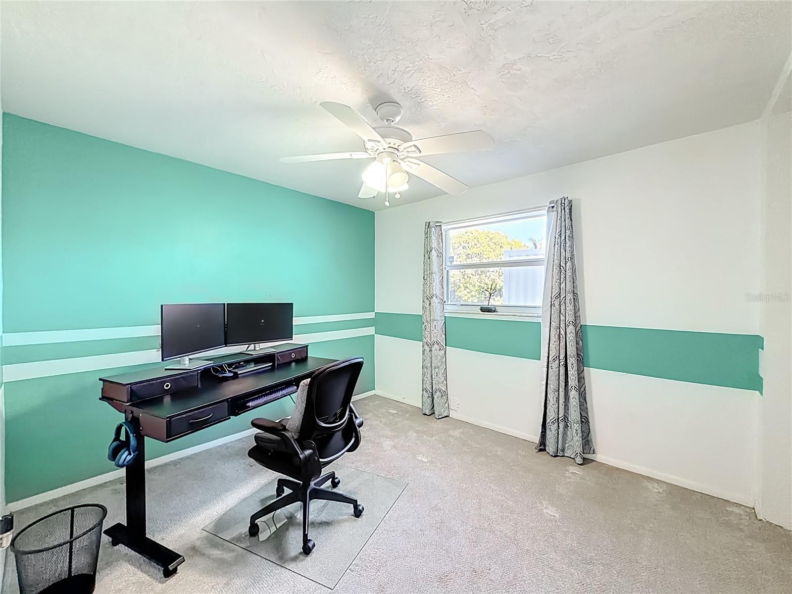 Image 19 of 47 For 2913 Dolphin Drive