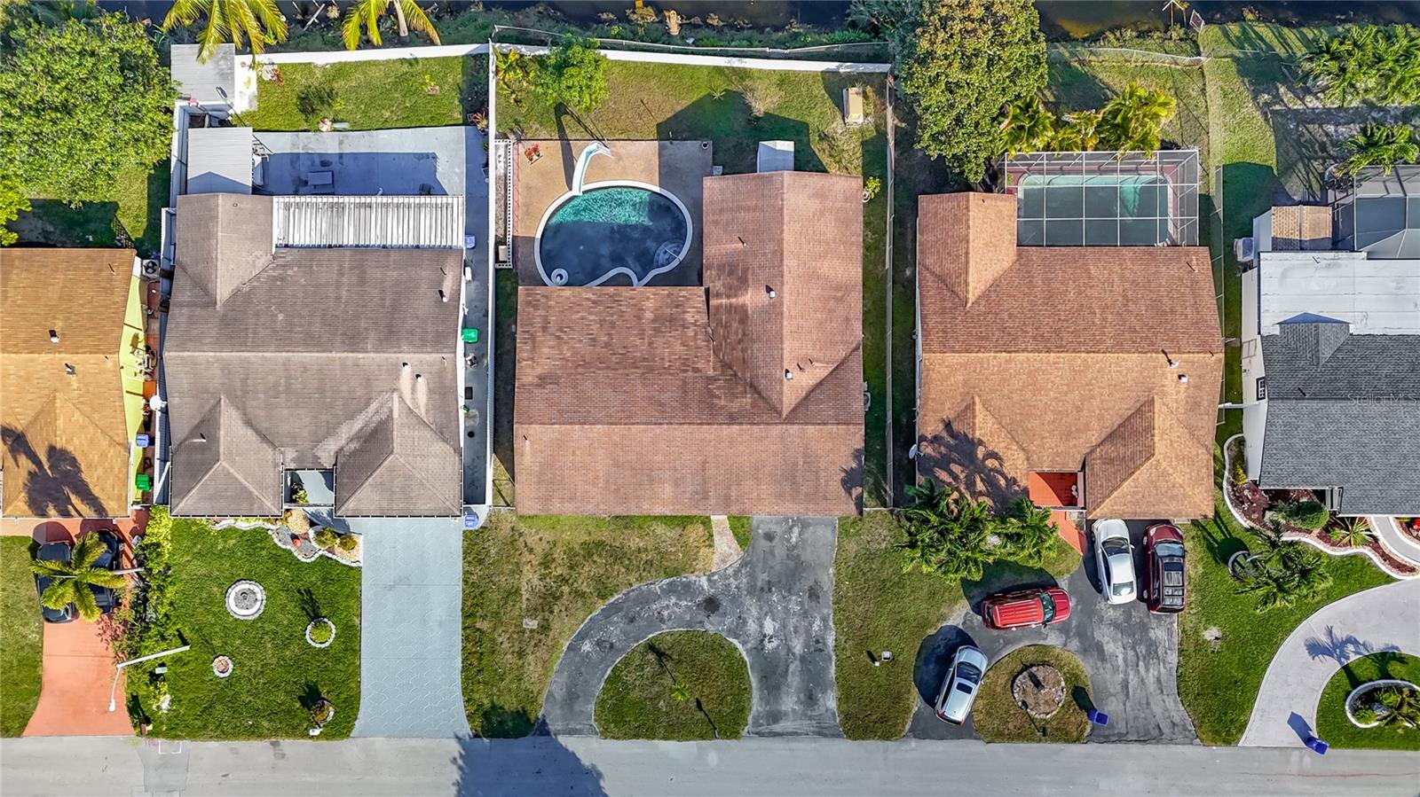 Image 5 of 47 For 2913 Dolphin Drive