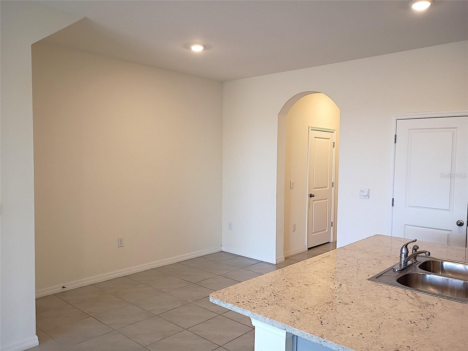 Image 10 of 62 For 34346 Redwood Dawn Lane