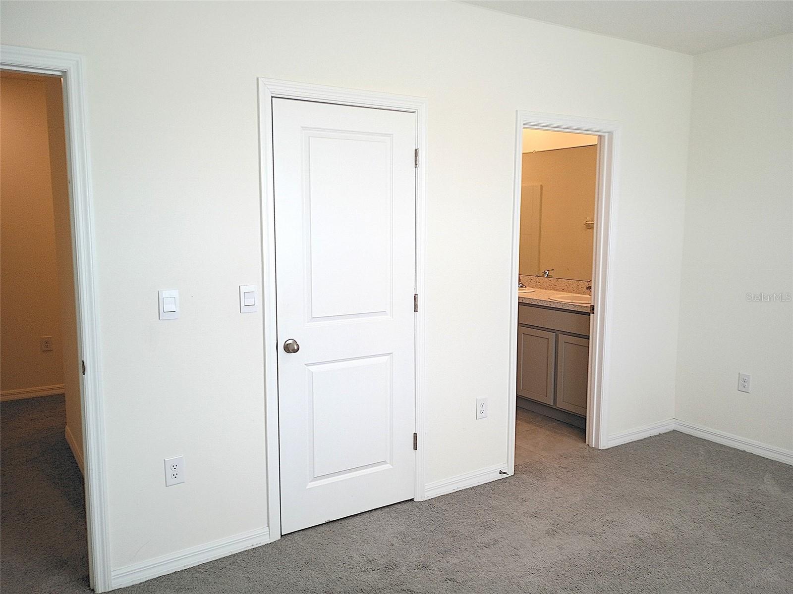 Image 24 of 62 For 34346 Redwood Dawn Lane