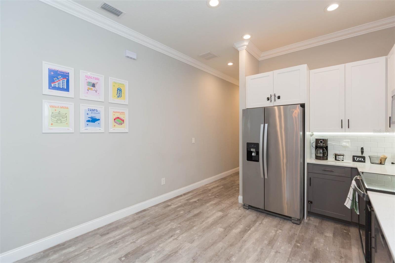 Image 15 of 63 For 2901 Boulevard