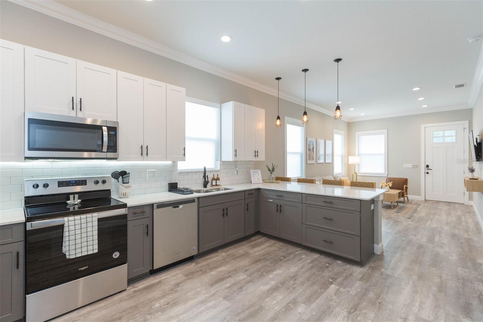 Image 16 of 63 For 2901 Boulevard