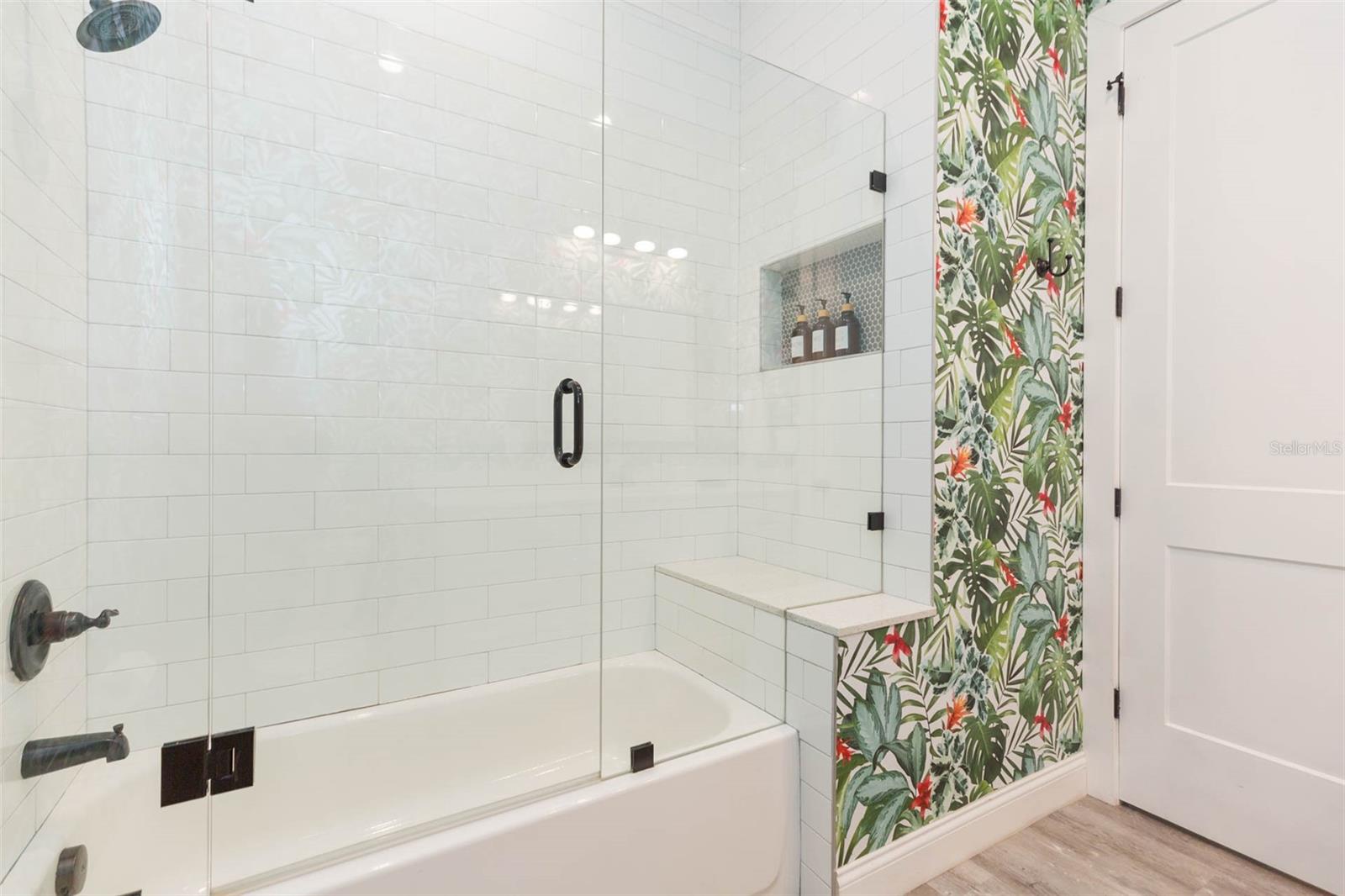 Image 35 of 63 For 2901 Boulevard