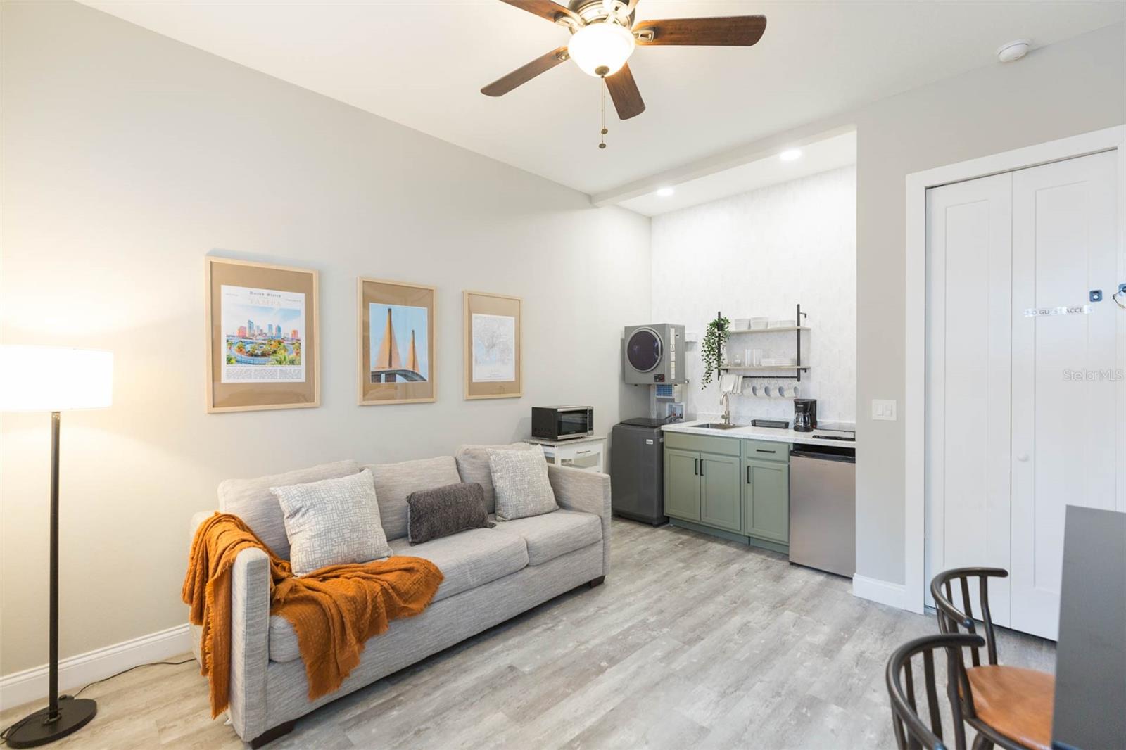 Image 50 of 63 For 2901 Boulevard