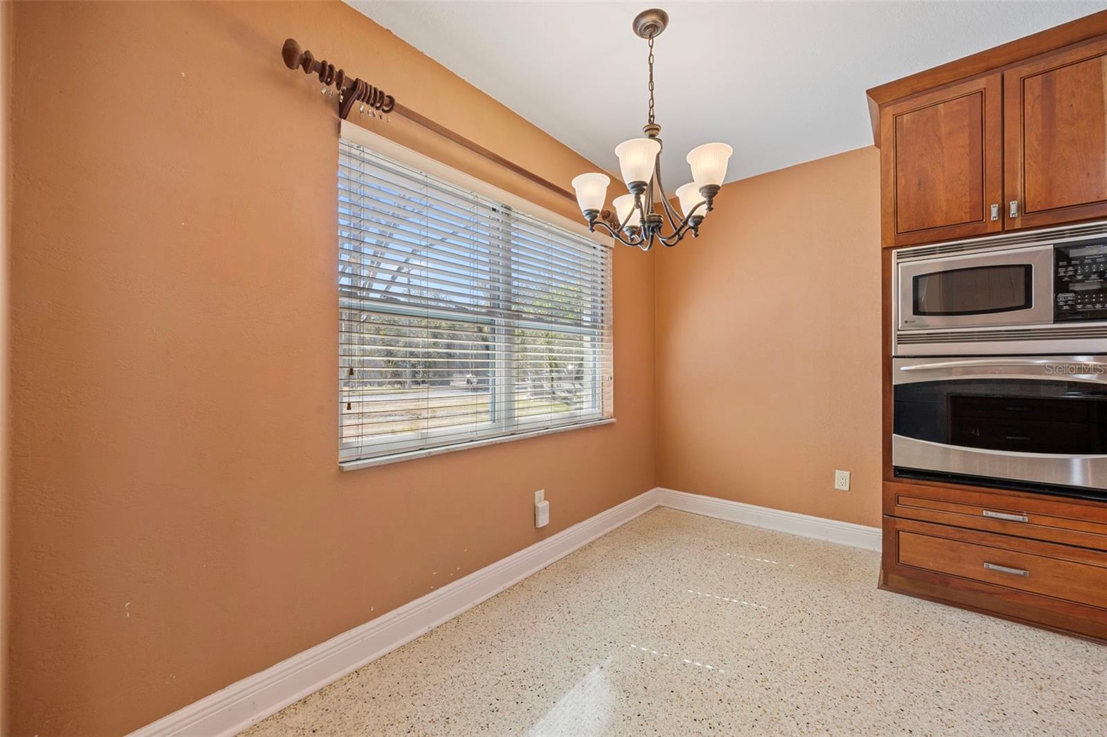 Image 20 of 71 For 3909 Hudson Lane