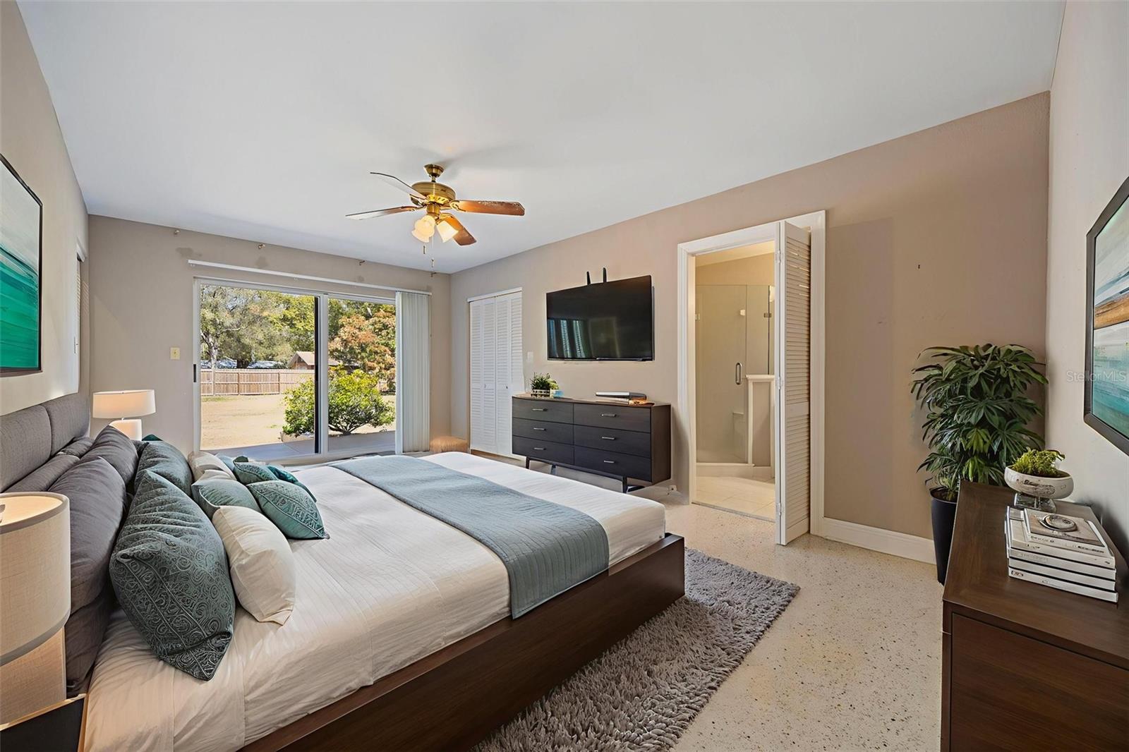 Image 22 of 71 For 3909 Hudson Lane