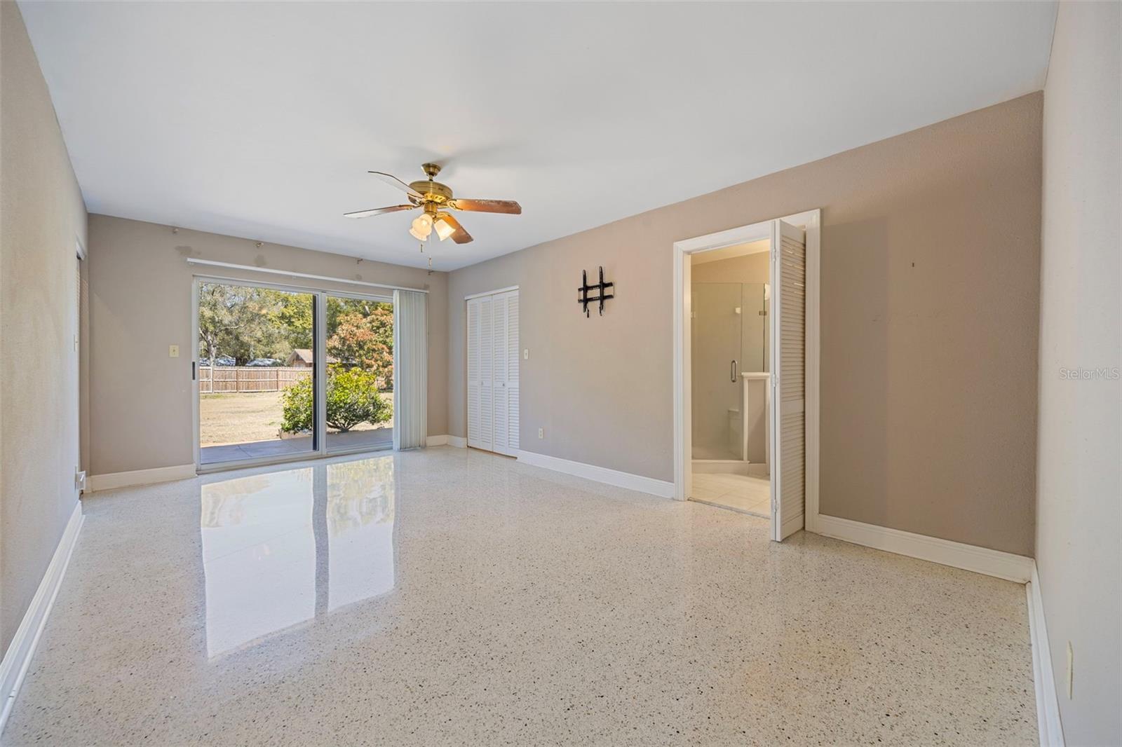 Image 23 of 71 For 3909 Hudson Lane