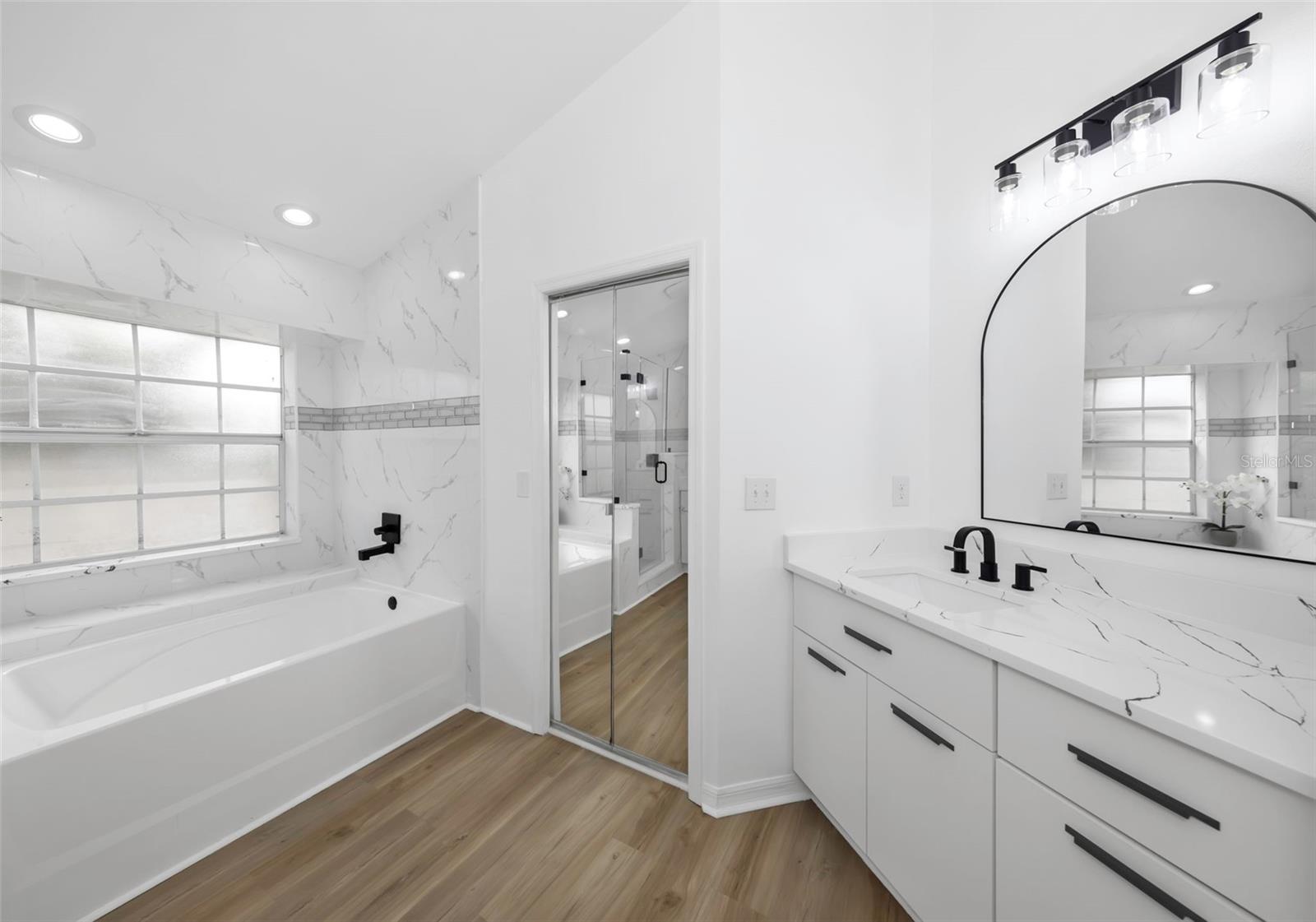 Image 14 of 42 For 2617 Bellhurst Drive