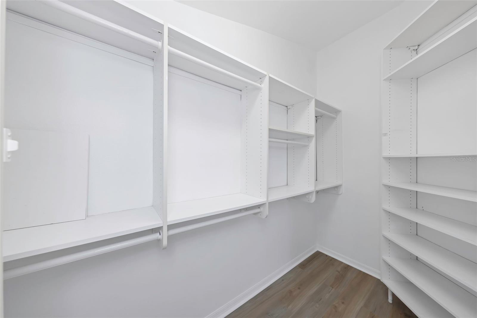 Image 16 of 42 For 2617 Bellhurst Drive