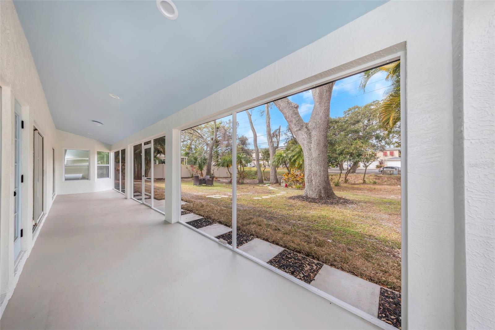 Image 24 of 42 For 2617 Bellhurst Drive