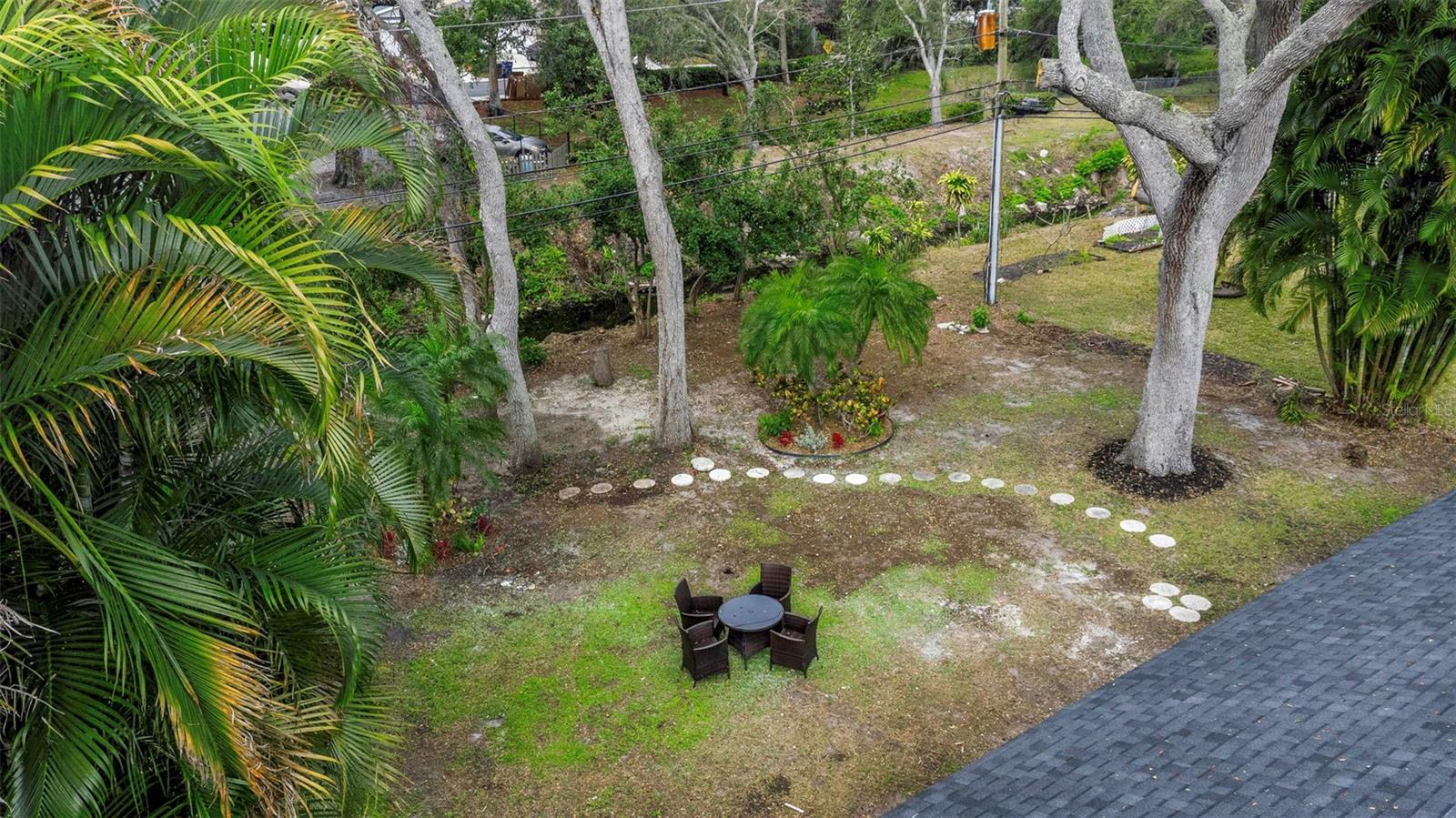 Image 27 of 42 For 2617 Bellhurst Drive