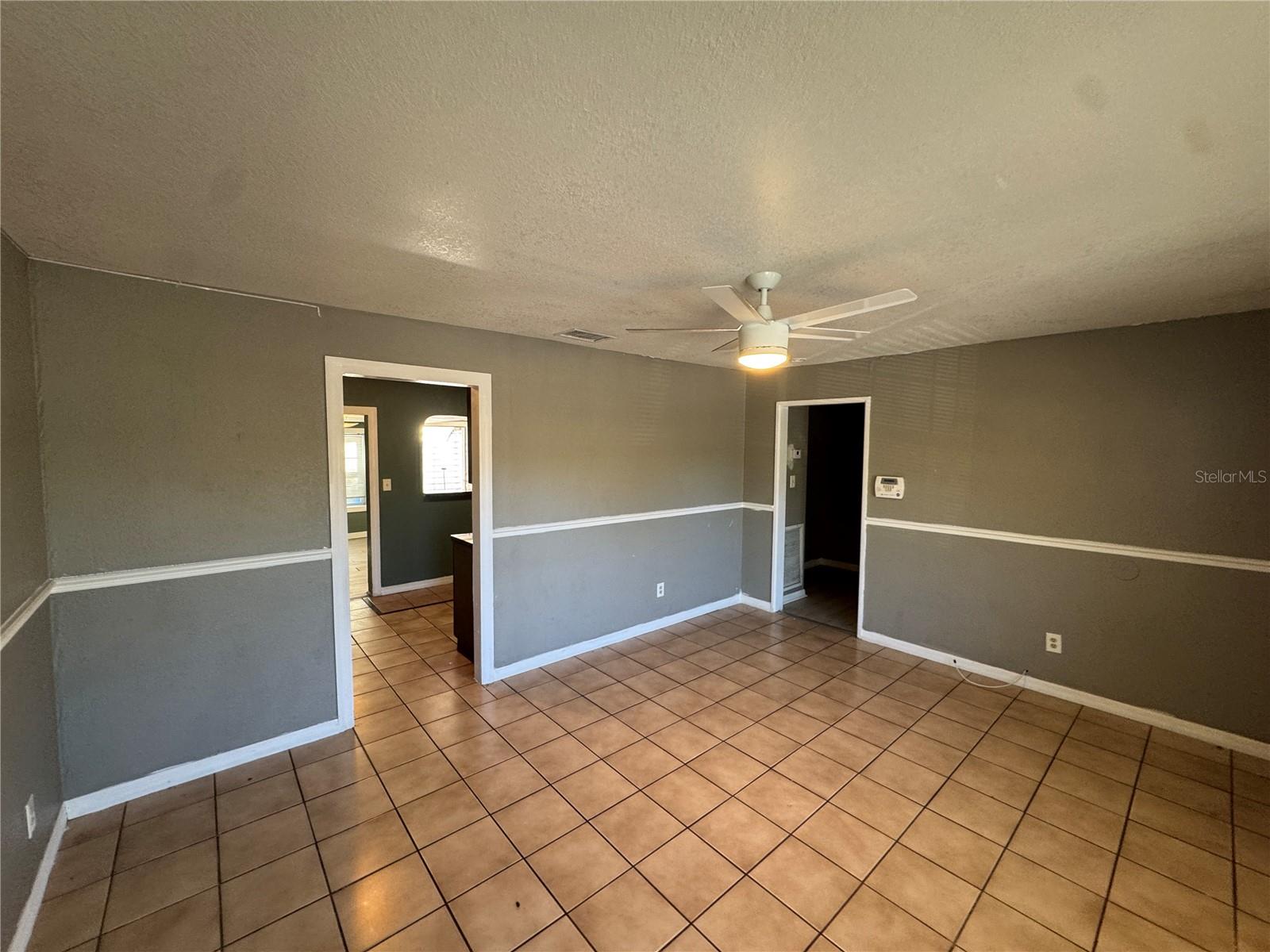 Image 2 of 11 For 2107 Crawford Street