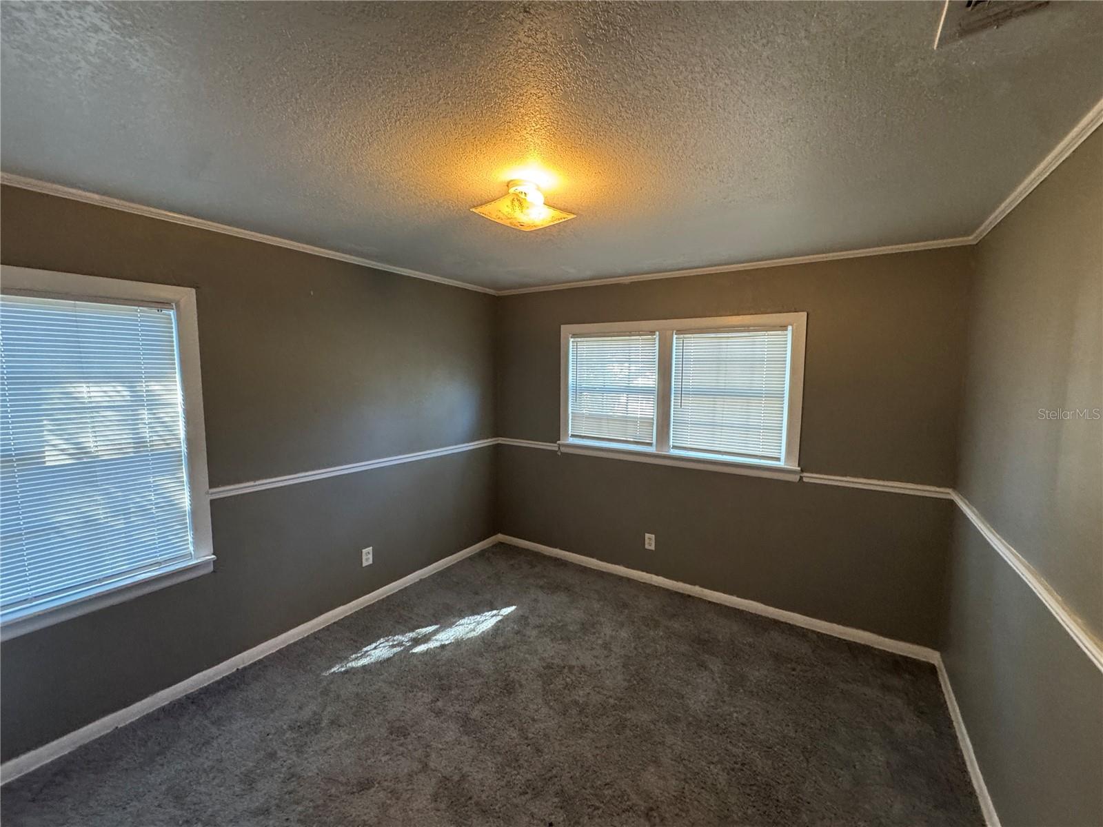 Image 7 of 11 For 2107 Crawford Street