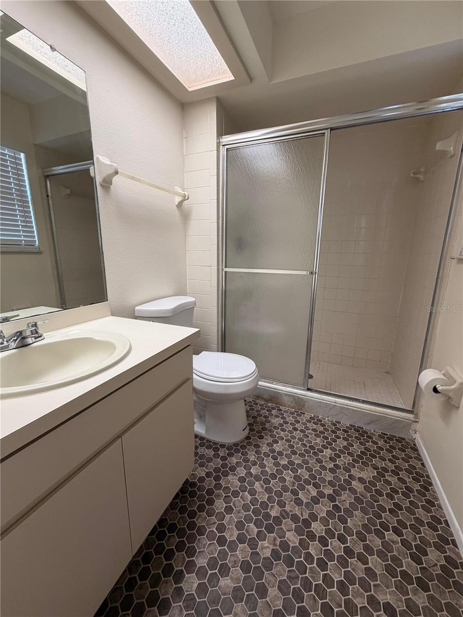 Image 10 of 23 For 533 Curlew Place 533