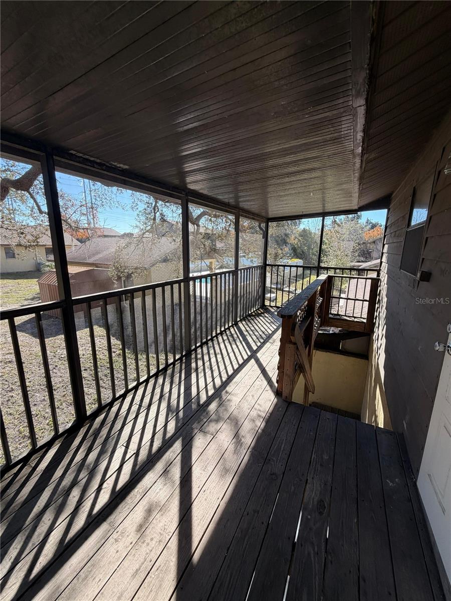 Image 15 of 23 For 533 Curlew Place 533