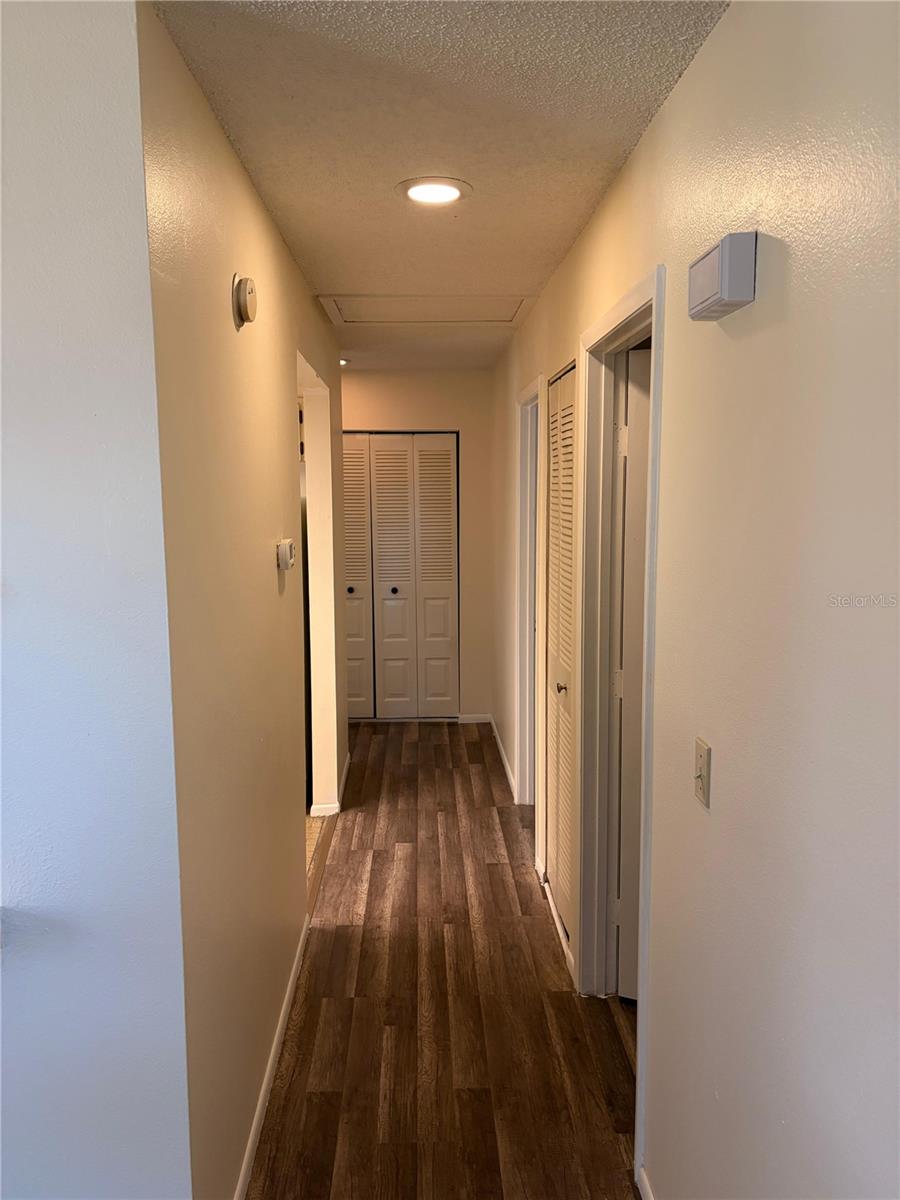 Image 8 of 23 For 533 Curlew Place 533