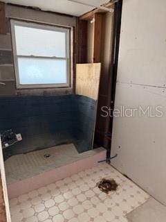 Image 11 of 22 For 7127 Peninsular Drive