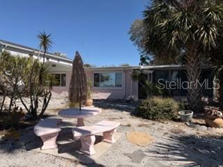 Image 14 of 22 For 7127 Peninsular Drive