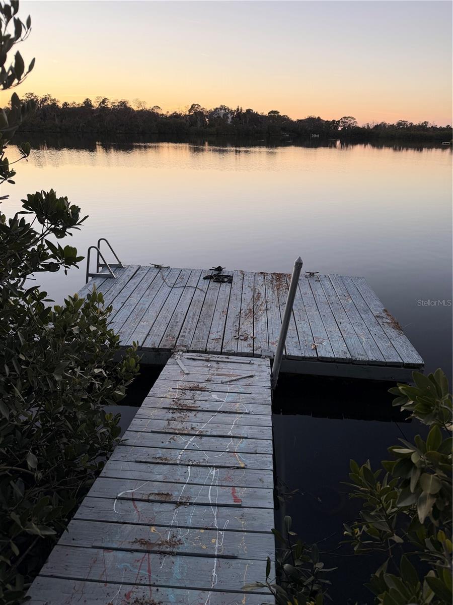 Image 22 of 22 For 7127 Peninsular Drive