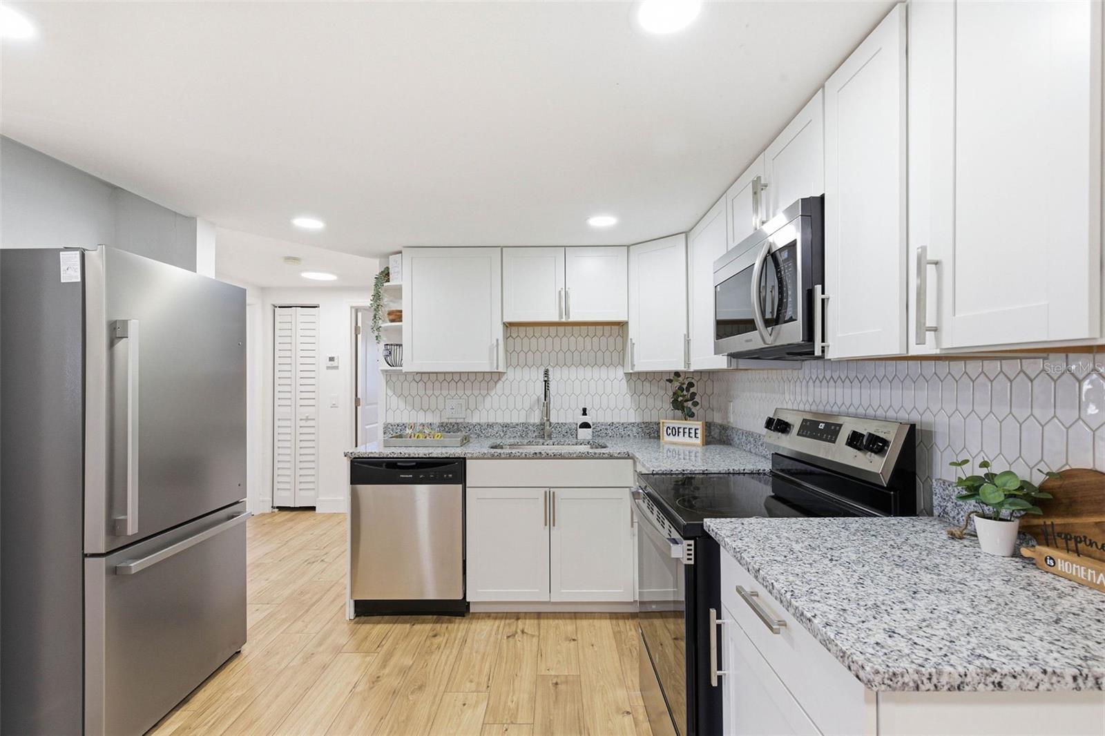 Image 12 of 49 For 6338 Nashua Drive