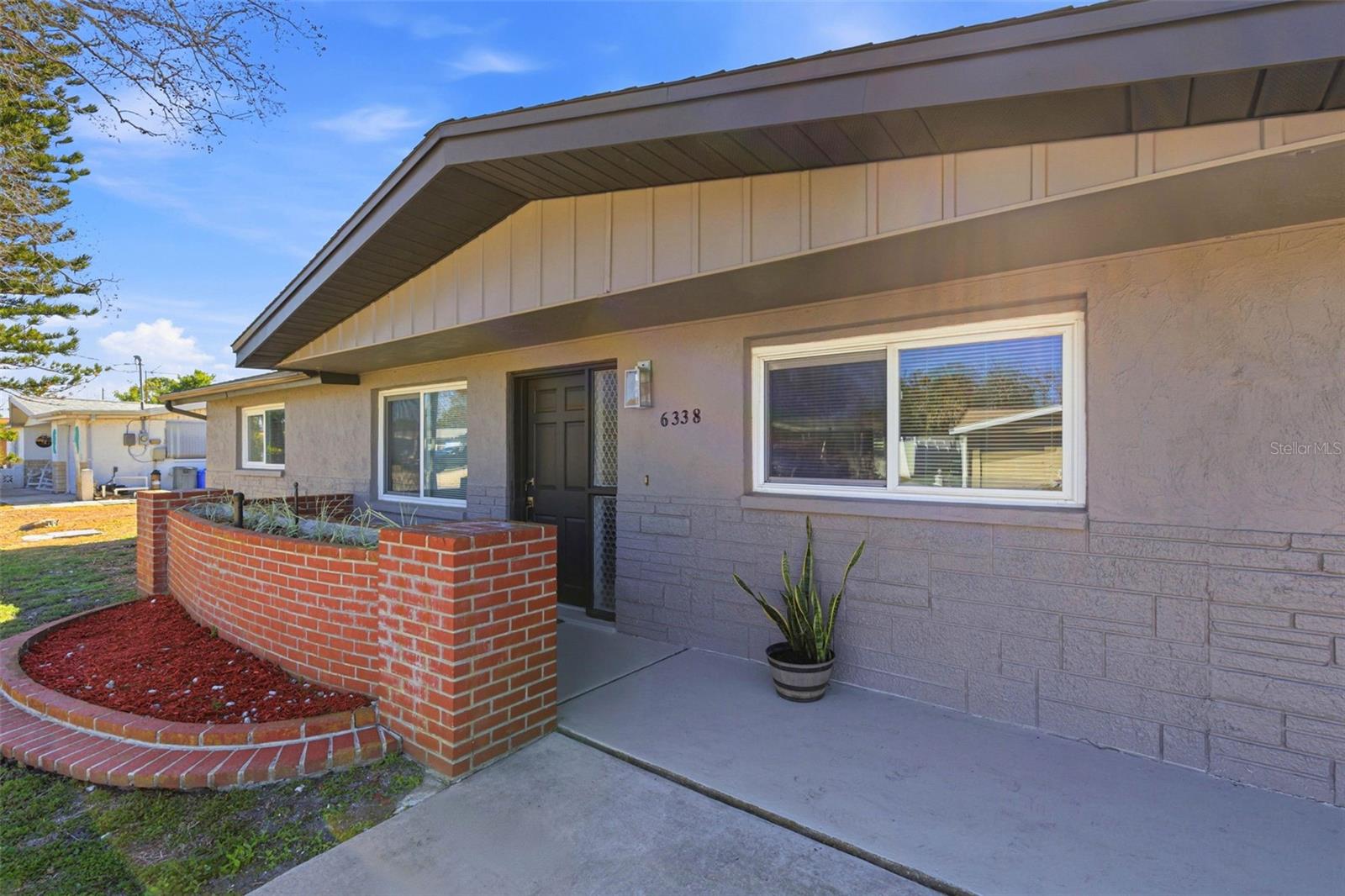 Image 2 of 49 For 6338 Nashua Drive