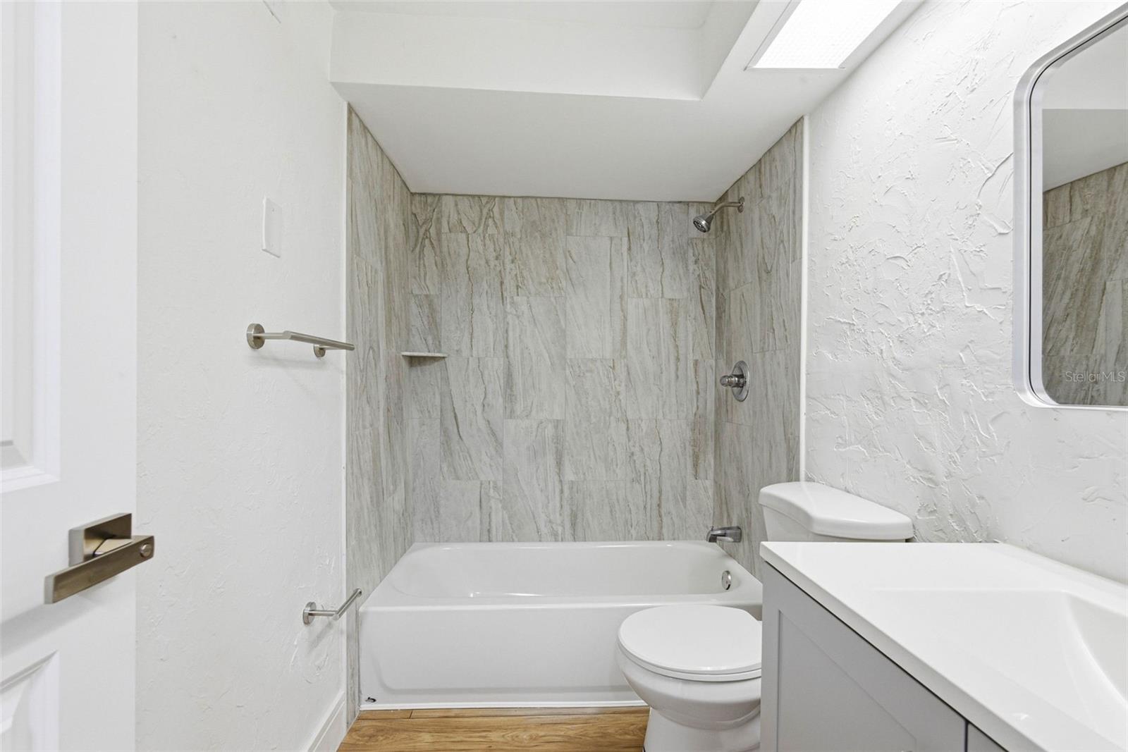 Image 22 of 49 For 6338 Nashua Drive