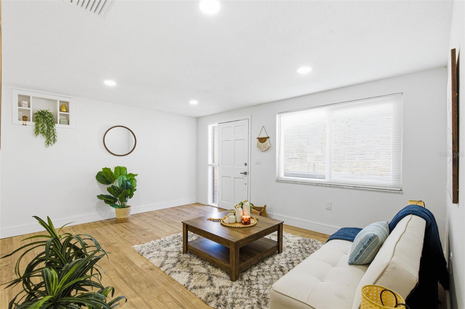 Image 7 of 49 For 6338 Nashua Drive