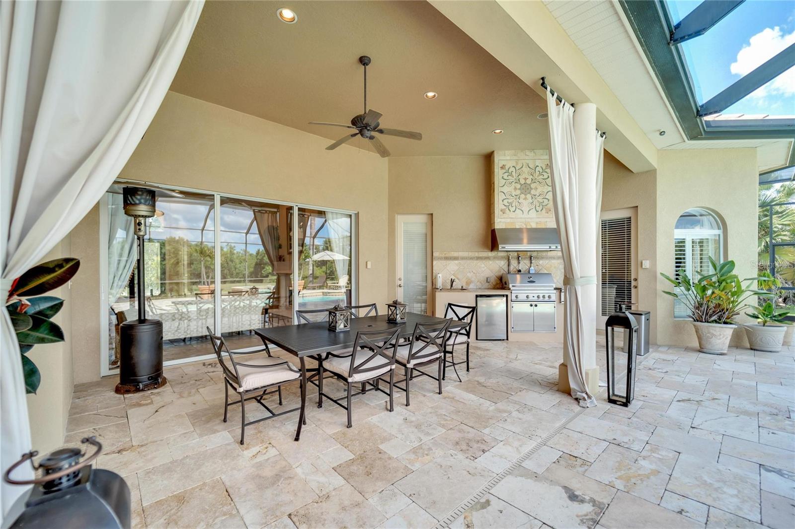 Image 11 of 75 For 15101 Kestrelglen Way