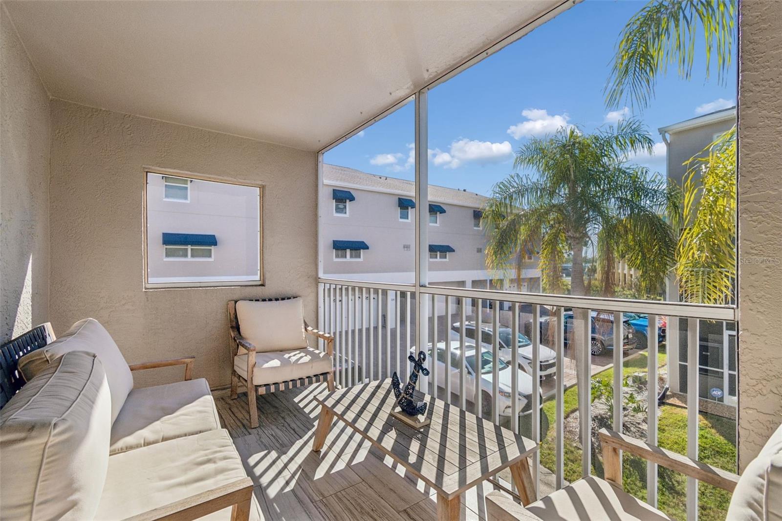 Image 17 of 33 For 1117 Pinellas Bayway S 301