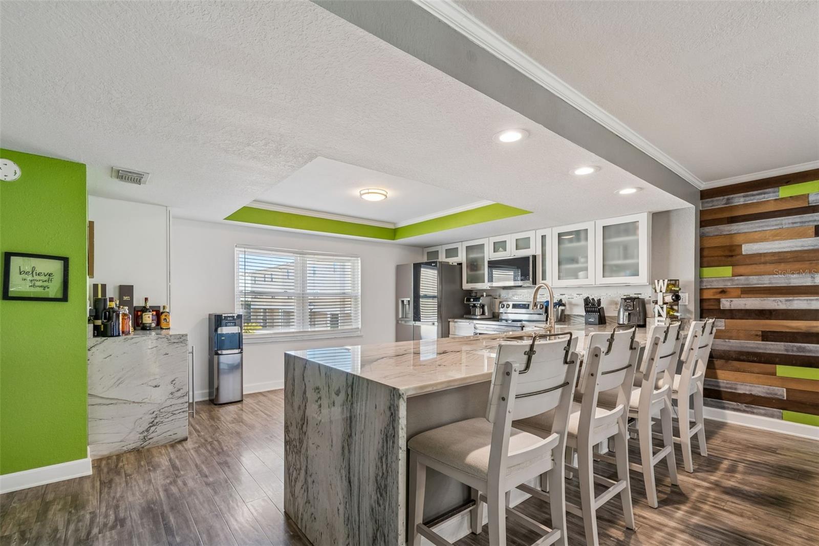 Image 9 of 33 For 1117 Pinellas Bayway S 301