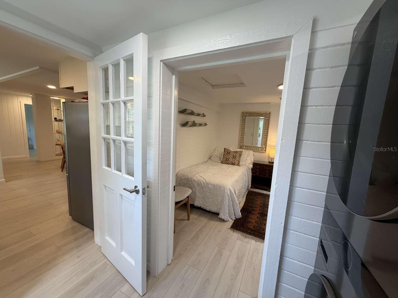 Image 11 of 33 For 751 Fox Street