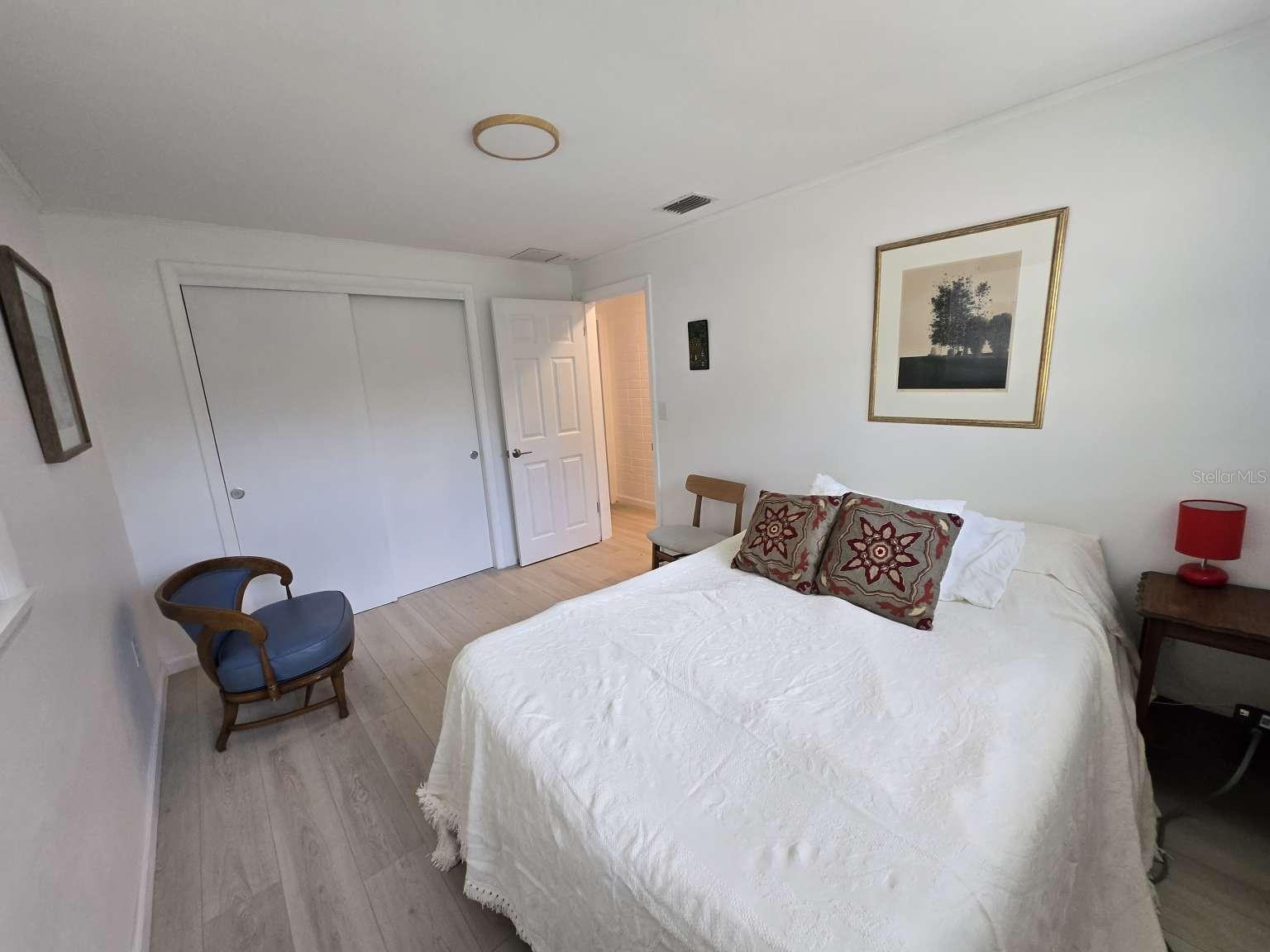 Image 14 of 33 For 751 Fox Street